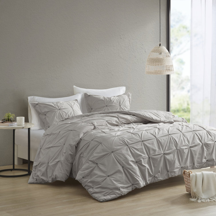 Navy Cotton Pintuck Full/Queen Duvet Cover Set with Shams