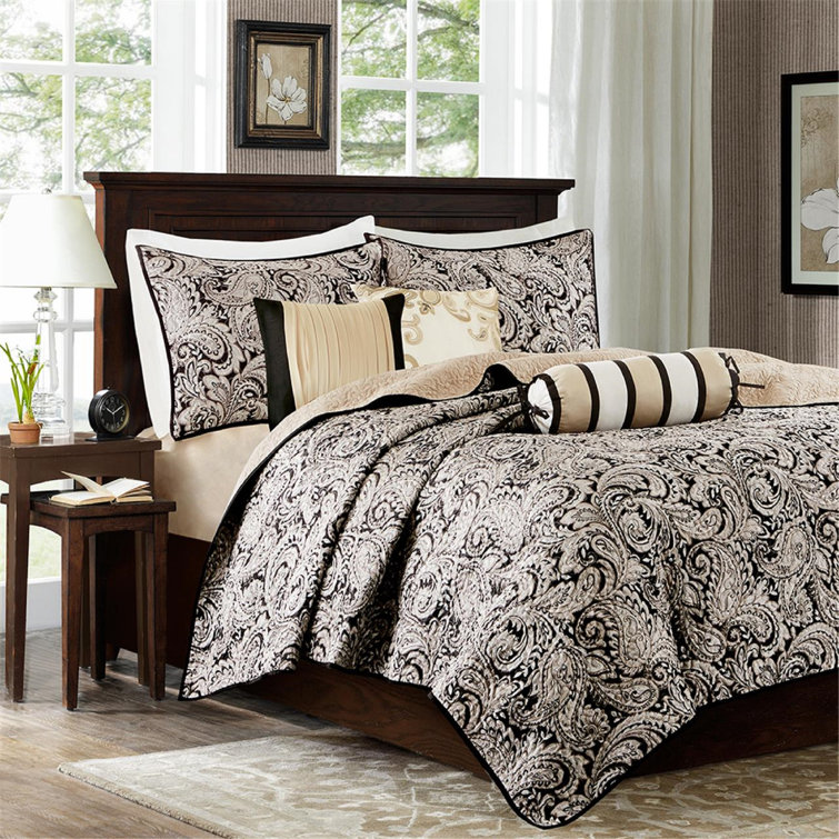 Full Black Microfiber Reversible 7-Piece Quilt Set