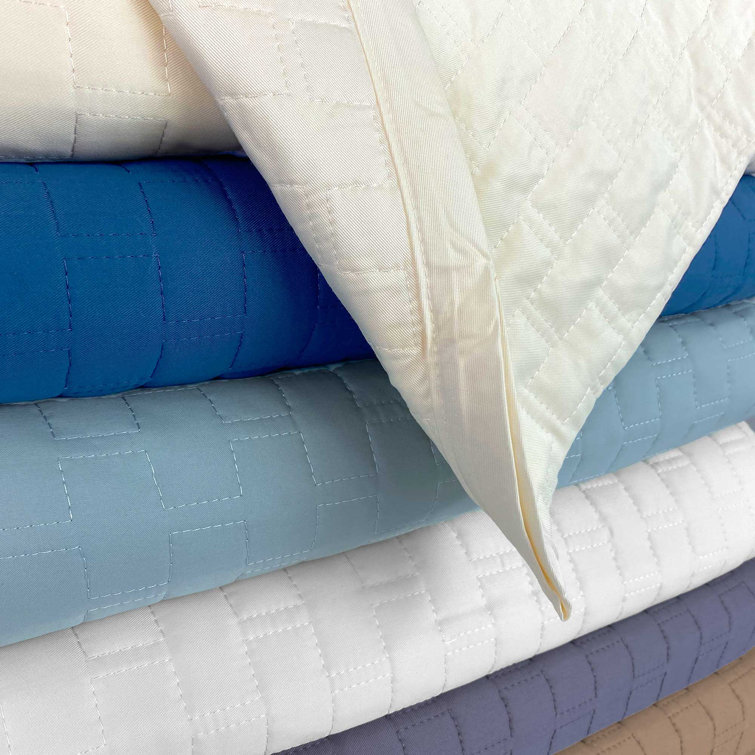 Sky Blue Reversible Queen Bamboo Quilted Coverlet Set