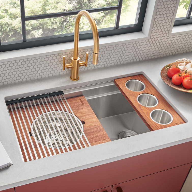 33-inch Stainless Steel Farmhouse Workstation Sink with Accessories