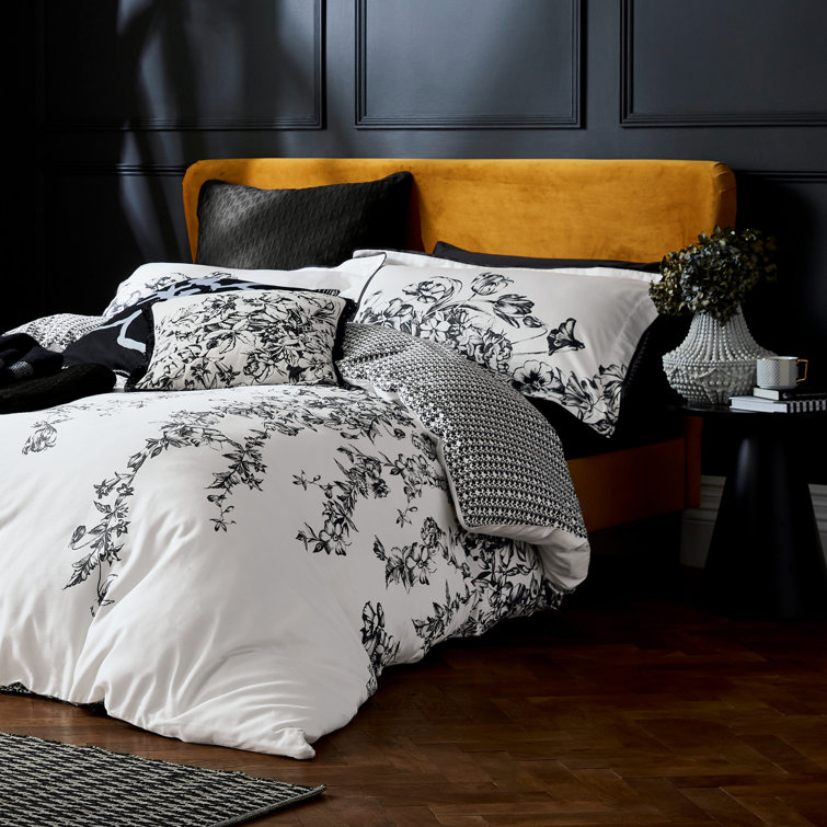 Twin White Cotton Reversible Comforter Set with Floral Design
