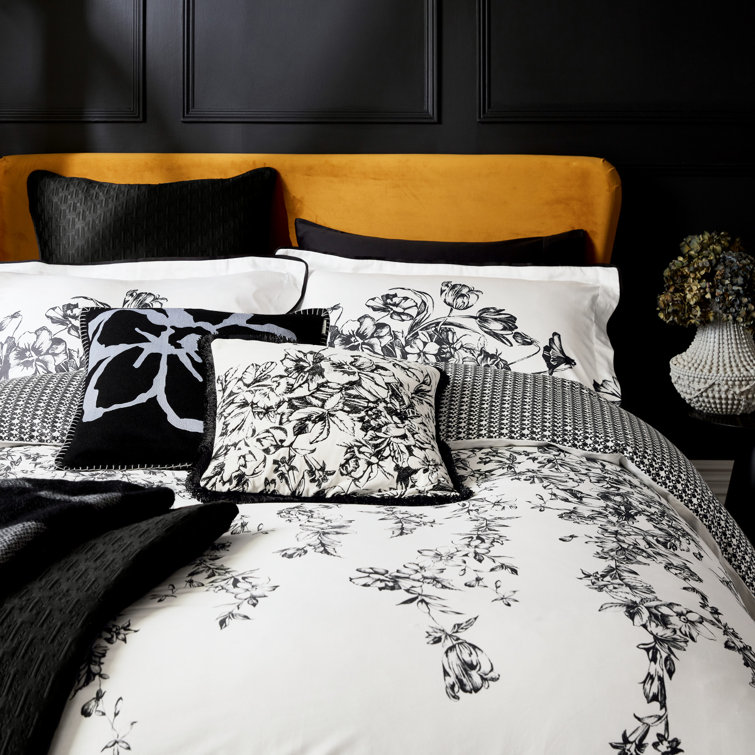 Twin White Cotton Reversible Comforter Set with Floral Design