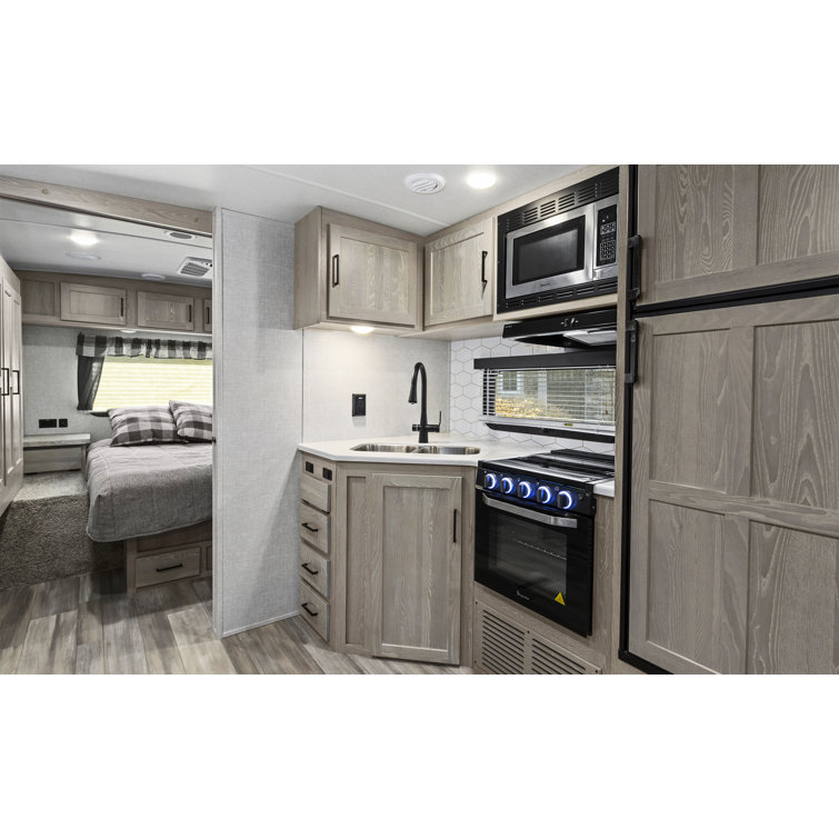 Matte Black Pull-out Spray Kitchen Faucet with Filter System
