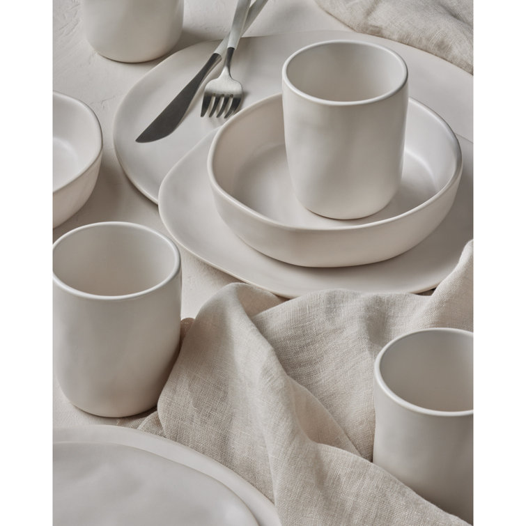 Beige and White Ceramic Organic-Shaped 16-Piece Dinnerware Set