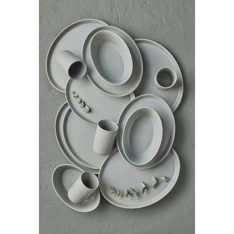 Katachi Light Gray Ceramic 16-Piece Dinnerware Set