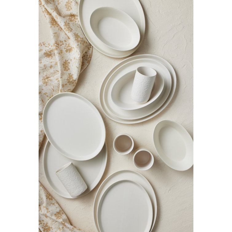 Katachi Ivory Stoneware 16-Piece Dinnerware Set for 8