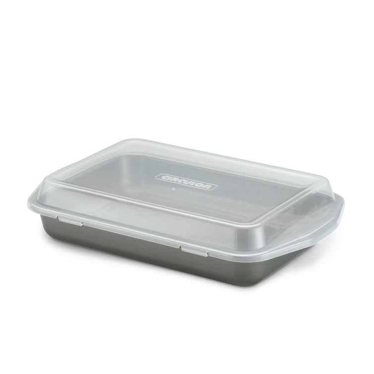 Gray Nonstick Rectangular 9-Inch x 13-Inch Cake Pan with Lid