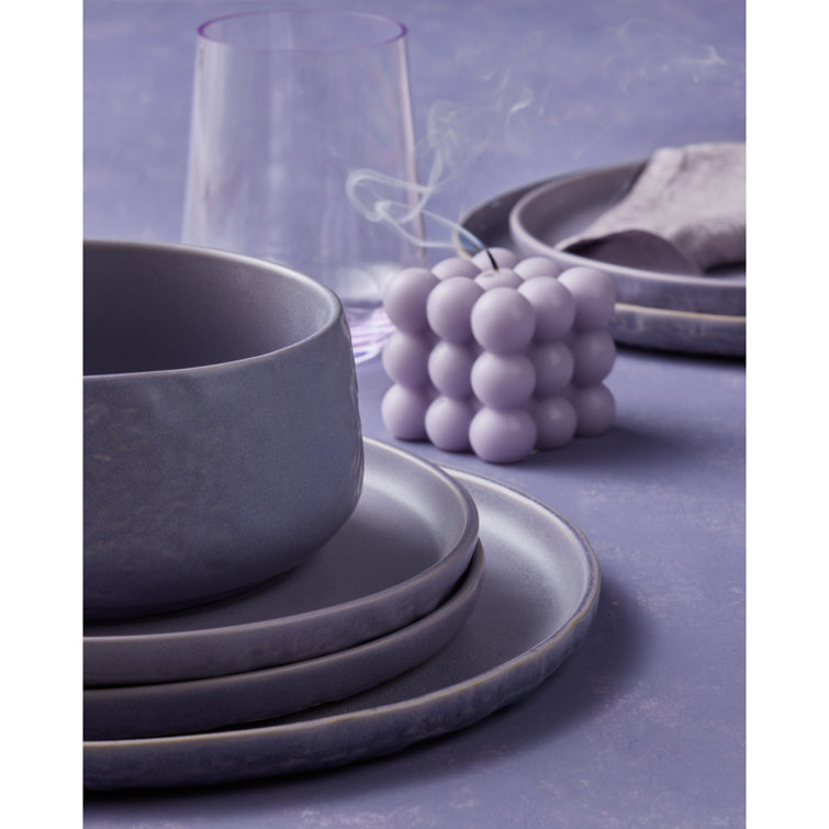 Lavender and White Textured Ceramic 16-Piece Dinnerware Set
