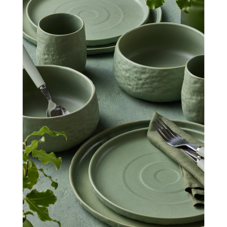 Sage Green Ceramic 16-Piece Textured Dinnerware Set