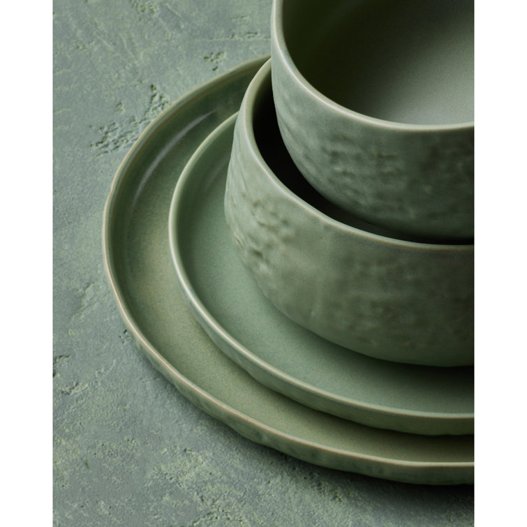 Sage Green Ceramic 16-Piece Textured Dinnerware Set