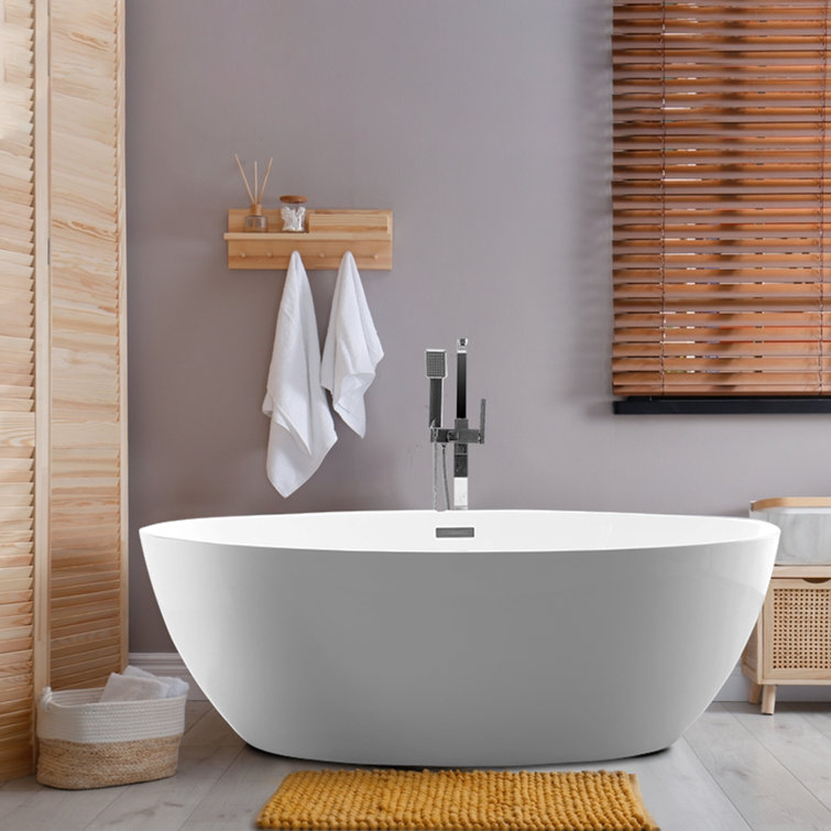 White Acrylic Freestanding Soaking Bathtub with Chrome Drain