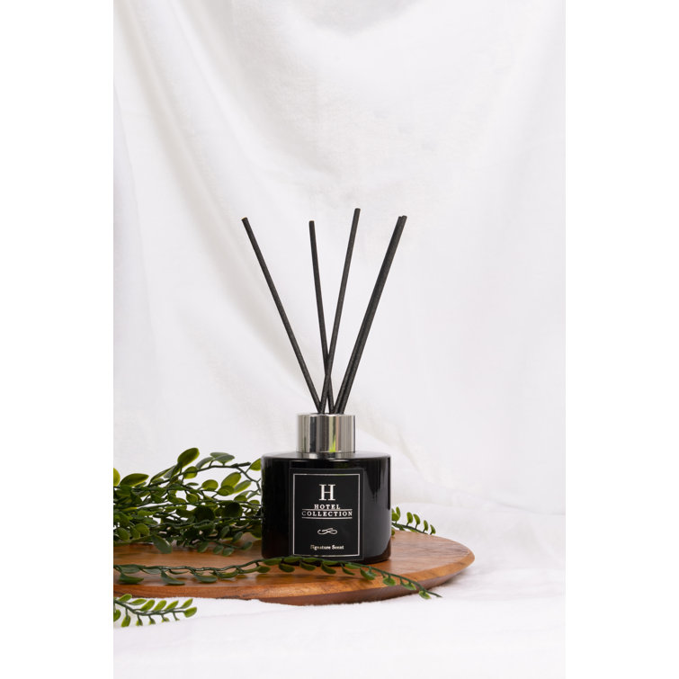 Dream On White Tea & Aloe Reed Diffuser with Cedarwood Hints