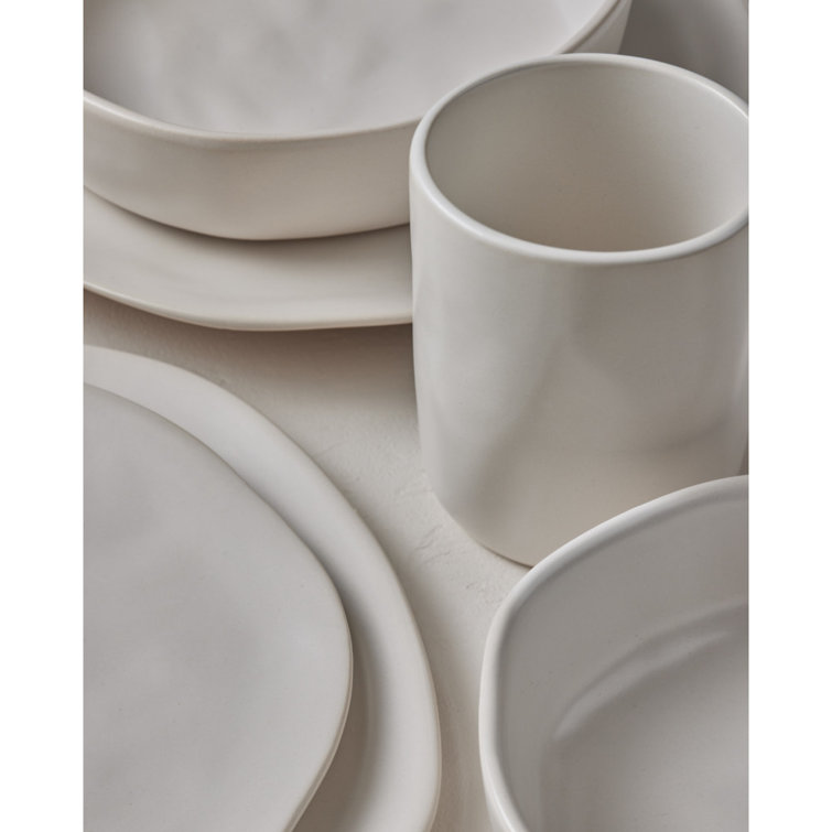 Beige and White Ceramic Organic-Shaped 16-Piece Dinnerware Set