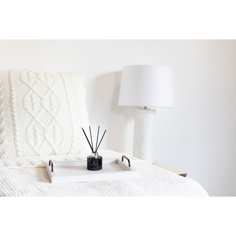 Dream On White Tea & Aloe Reed Diffuser with Cedarwood Hints