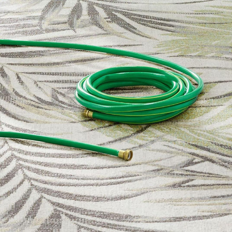 Ivory & Green Tropical Leaf Reversible 5' x 7' Synthetic Area Rug