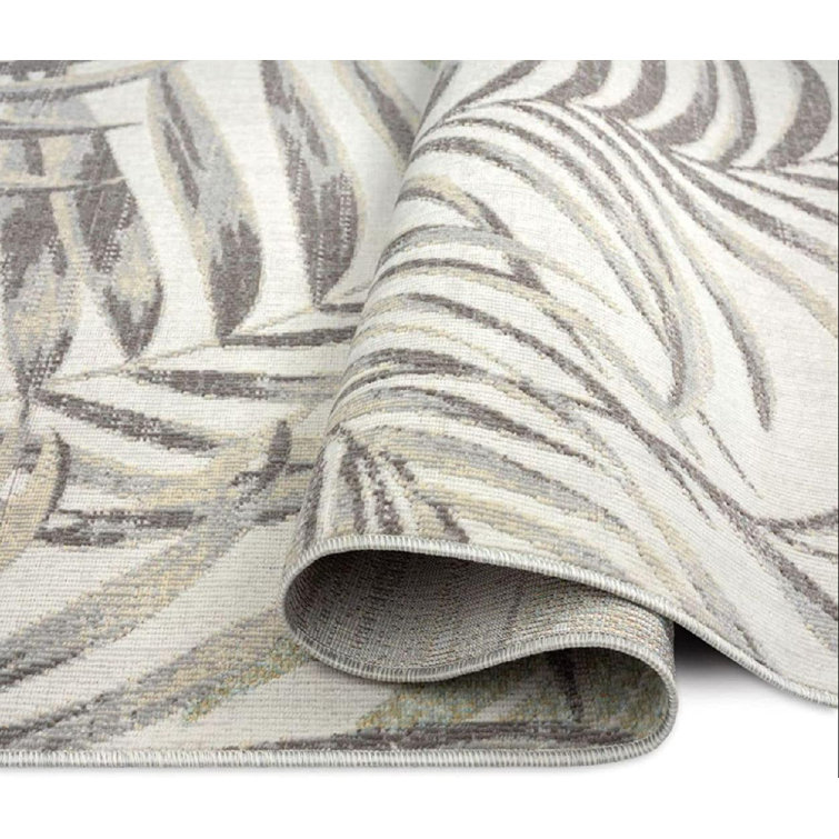 Ivory & Green Tropical Leaf Reversible 5' x 7' Synthetic Area Rug