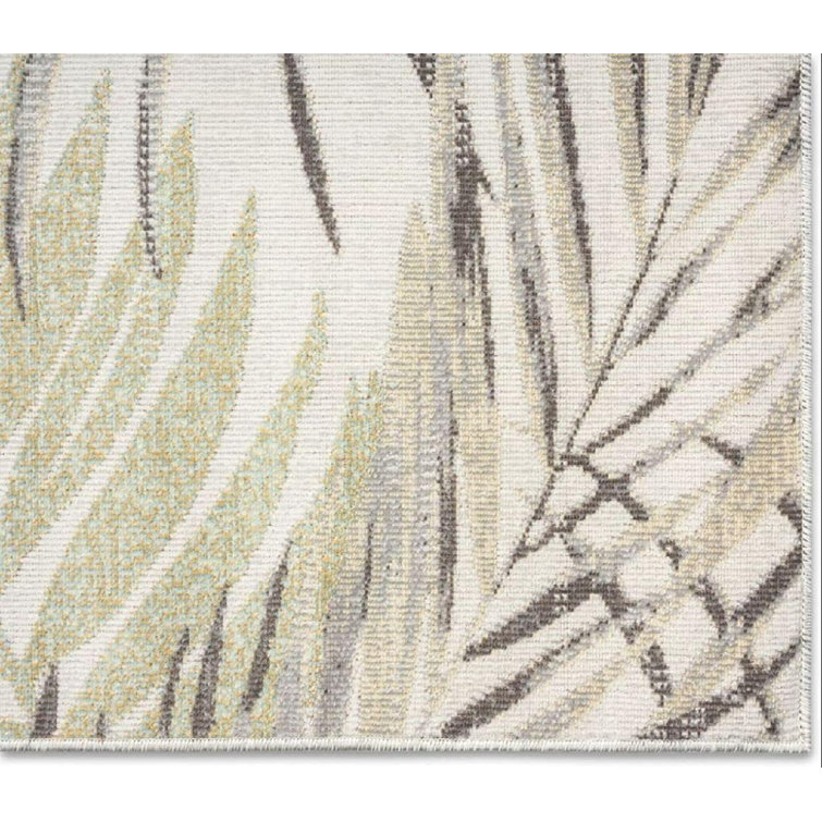 Ivory & Green Tropical Leaf Reversible 5' x 7' Synthetic Area Rug