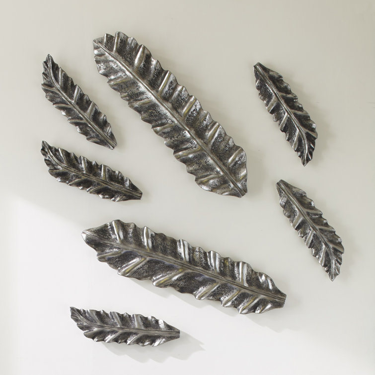 Small Silver Artisan-Grade Resin Leaf Wall Décor