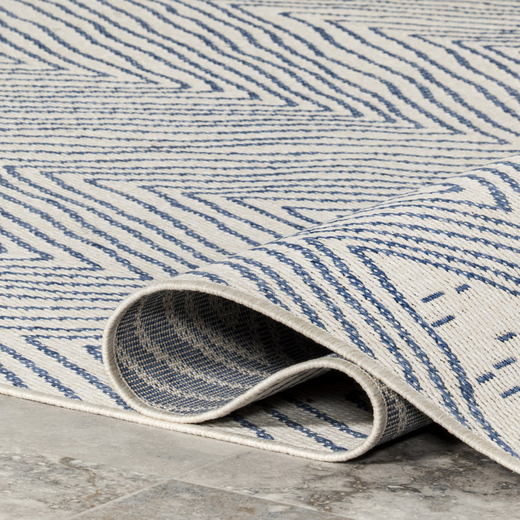 nuLOOM 62''x24'' Reversible Wavy Chevron Blue Square Rug
