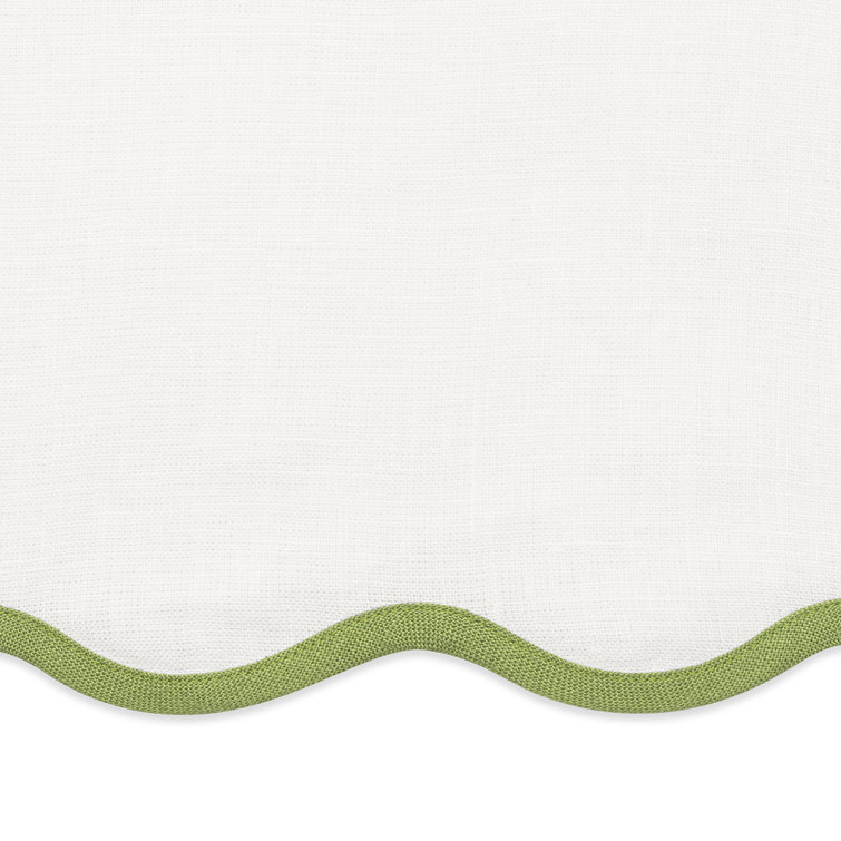 White and Grass Scallop Edge Linen Circle Placemat Set