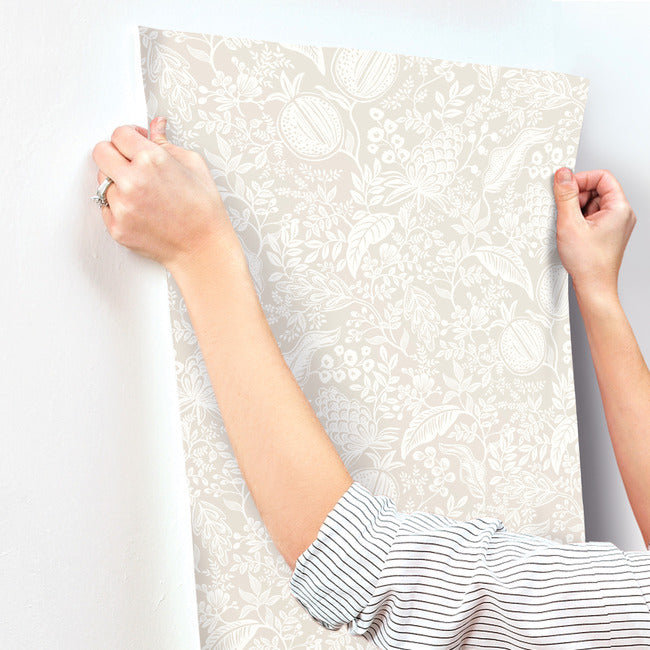 Beige and White Nonwoven Floral Pomegranate Wallpaper Roll