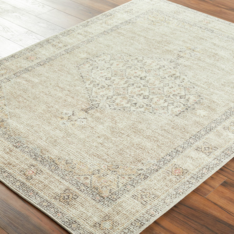 Vintage Medallion Lila 6'7" x 9' Rectangular Area Rug in Gray