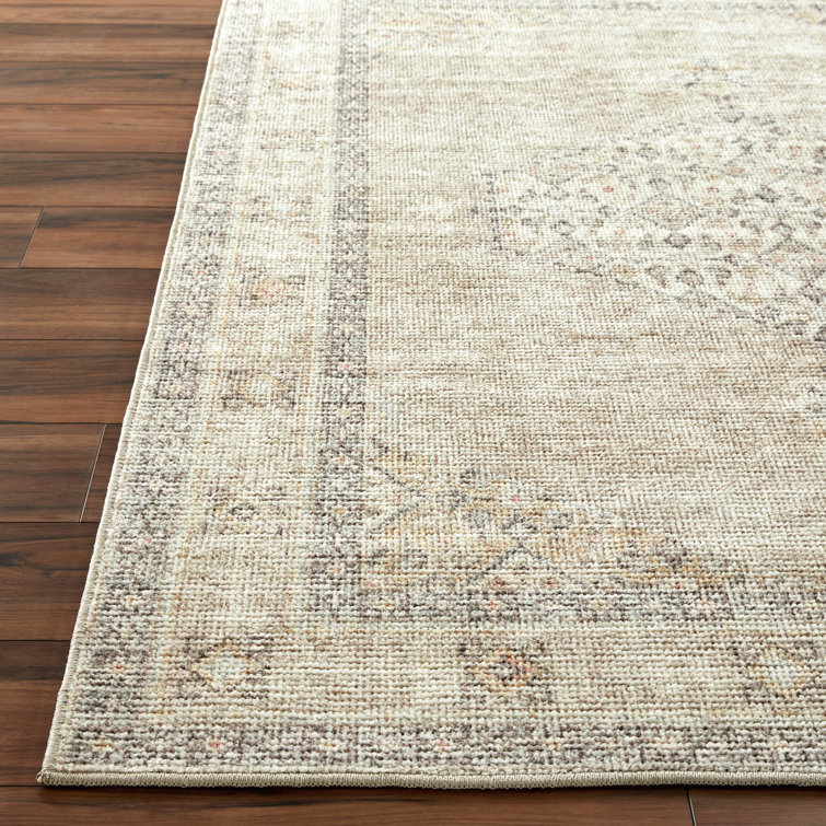 Vintage Medallion Lila 6'7" x 9' Rectangular Area Rug in Gray