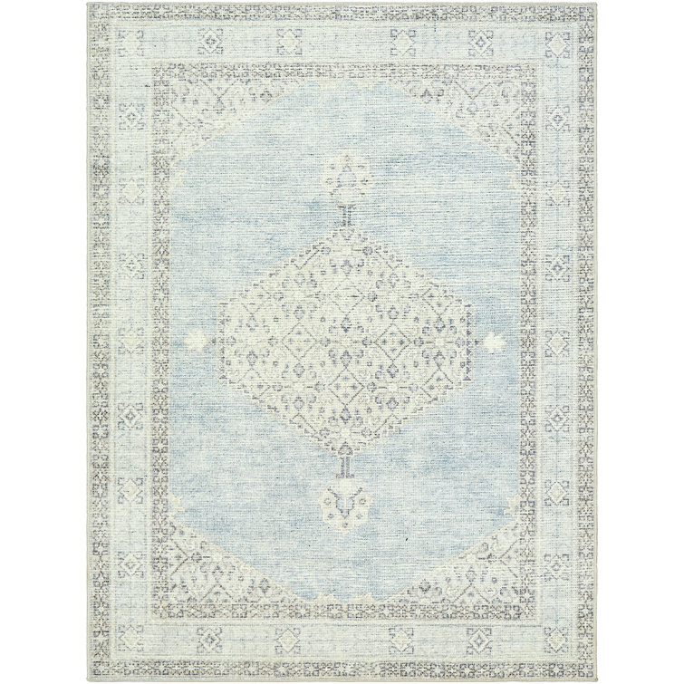 Coastal Charm Dusty Blue Medallion Synthetic Area Rug, 3'11" x 5'7"