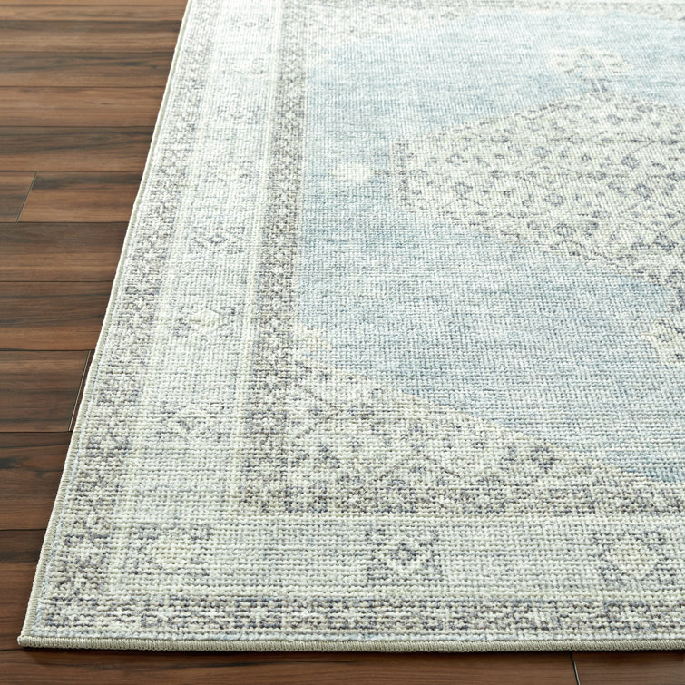 Coastal Charm Dusty Blue Medallion Synthetic Area Rug, 3'11" x 5'7"
