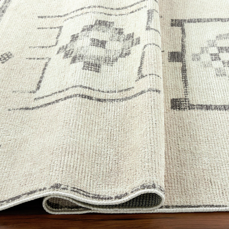 Solana Vintage Charcoal Hand-Knotted Synthetic Area Rug, 5'3" x 7'