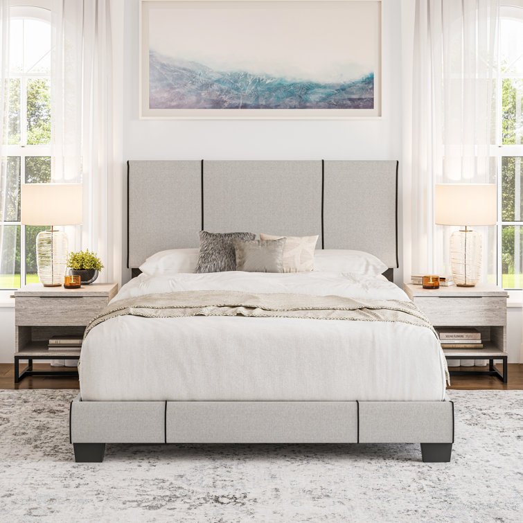 Lucena Off-White Linen Upholstered Full Platform Bed with Drawer