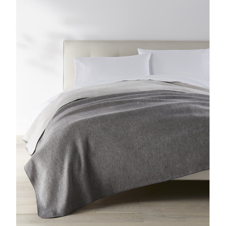 Alta Luxe Gray Cotton-Acrylic Reversible Throw Blanket with Whip-Stitch