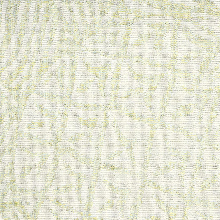 Green and Ivory 5' x 7' Synthetic Rectangular Indoor/Outdoor Area Rug