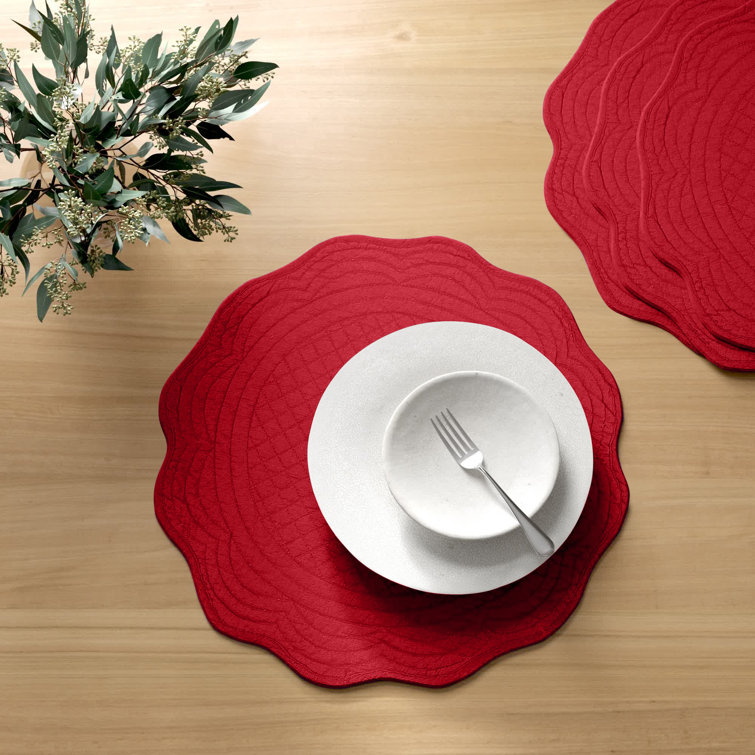 Red Cotton Quilted Scalloped Round Placemat Set