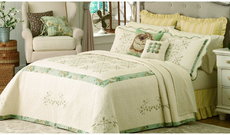 Vintage Floral Queen Cotton Reversible Bedspread Set