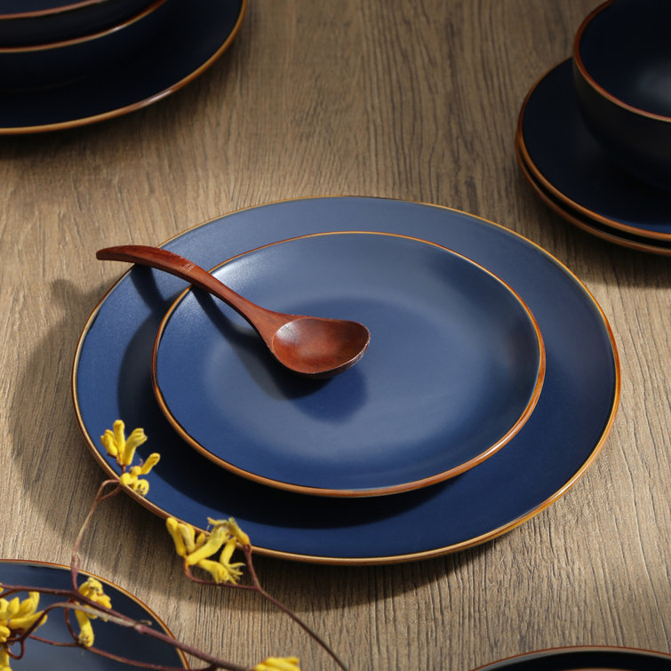 Blue and White Ceramic 16-Piece Dinnerware Set with Metallic Band