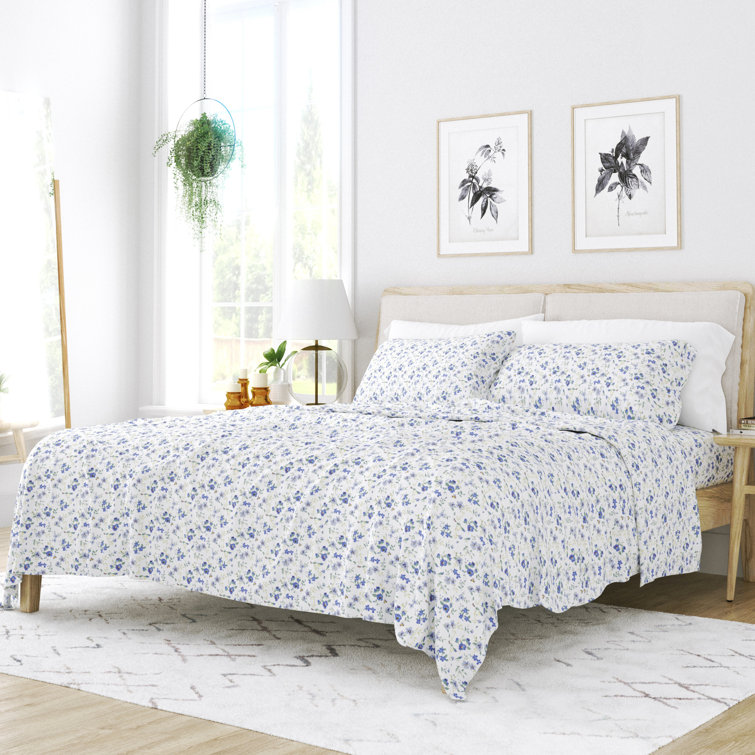 Light Blue Floral Microfiber Full Bed Sheet Set