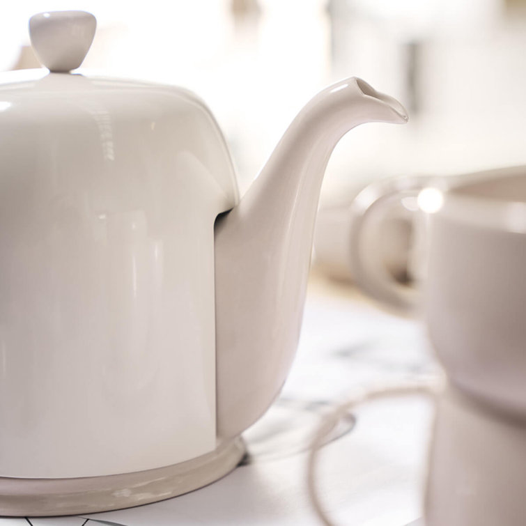 Black and Bronze 4-Cup Porcelain Teapot with Removable Infuser