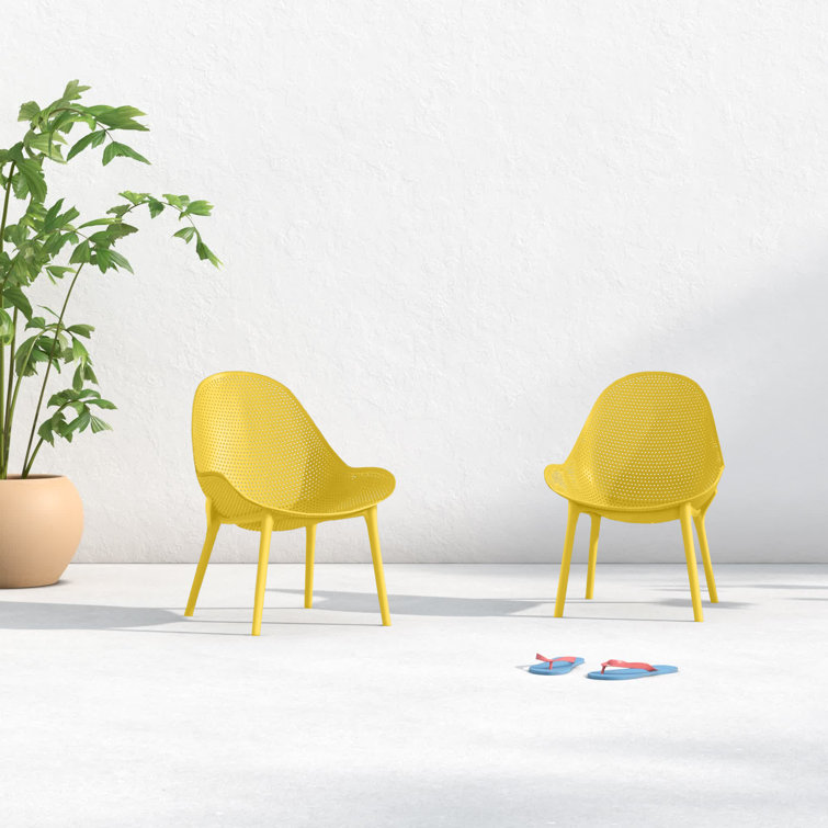 Yellow Polypropylene Armless Outdoor Lounge Chair Set