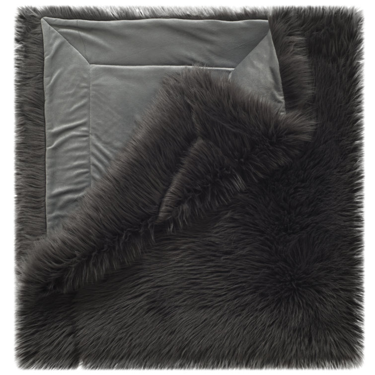 Luxurious Gray Faux Fur Throw Blanket with Poly-Suede Backing