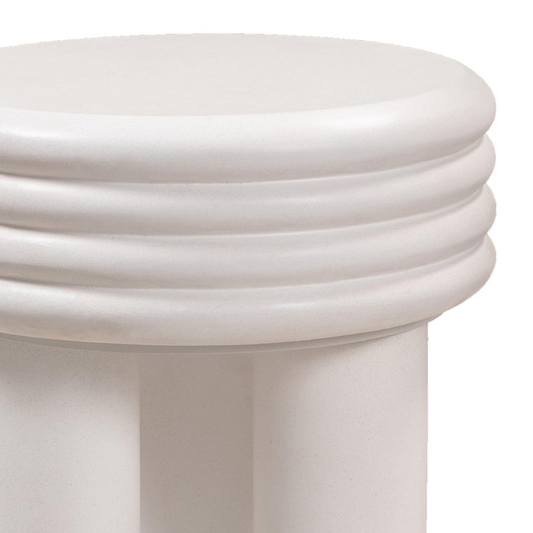 Delta Ivory Round Concrete Side Table - 14"x17"
