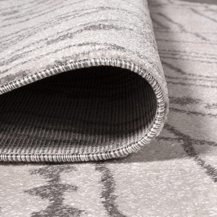Ivory and Gray Trellis Synthetic Easy-Care Area Rug - 5' x 8'