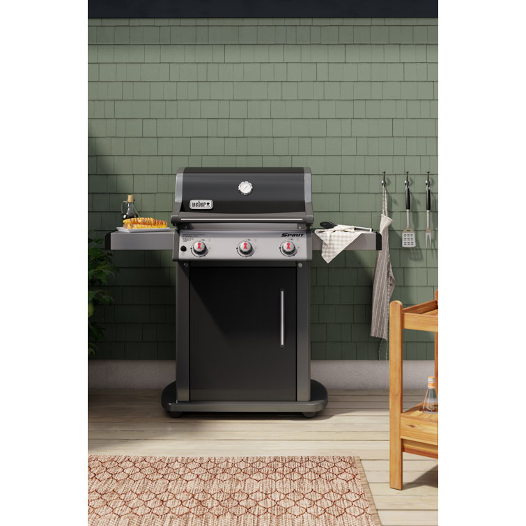 Black Stainless Steel 3-Burner Propane Gas Grill