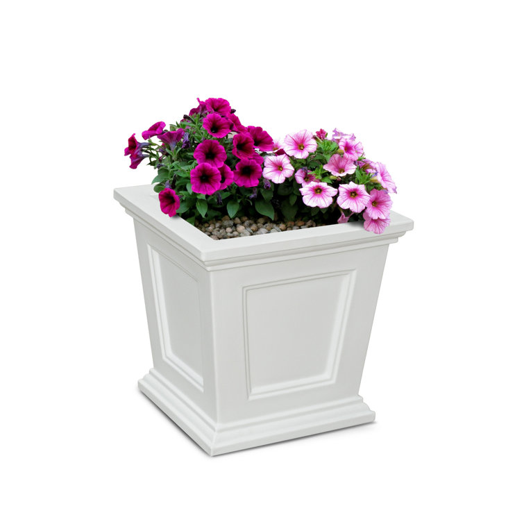 Fairfield Classic White 17" Square Self-Watering Polyethylene Planter