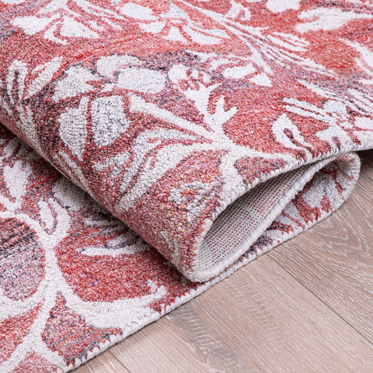 Ivory and Coral Floral Hand-Tufted Synthetic Area Rug, 2' x 3'