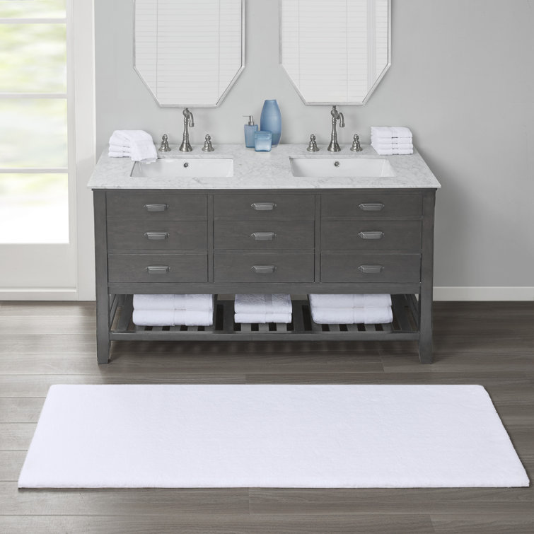 Luxurious White Microfiber Quick-Dry Non-Slip Bath Rug