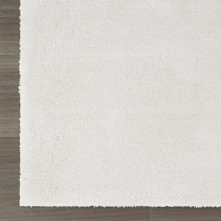 Ivory Microfiber Non-Slip Bath Rug with Quick-Dry Technology
