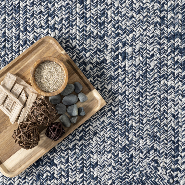 Handmade Blue and White Braided Synthetic Round Rug