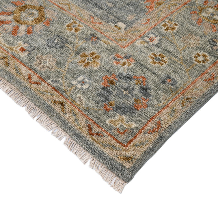 Gray Hand-Knotted Wool Floral 10' x 14' Area Rug