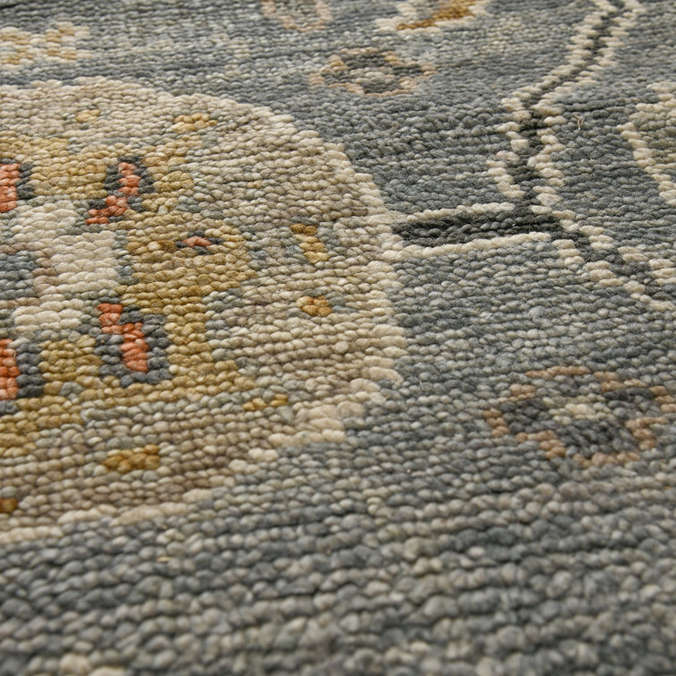 Gray Hand-Knotted Wool Floral 10' x 14' Area Rug